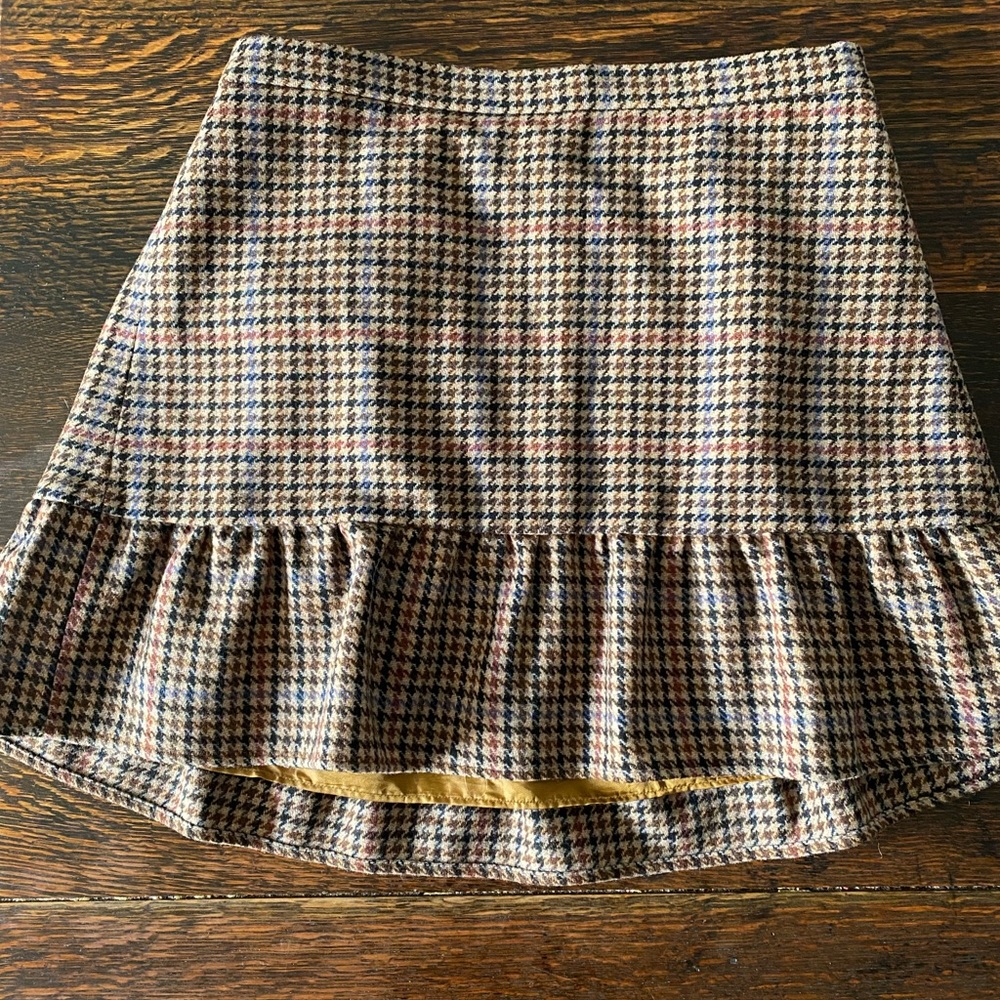 Women’s J.Crew Houndstooth Skirt. Size 12. Perfect condition.
